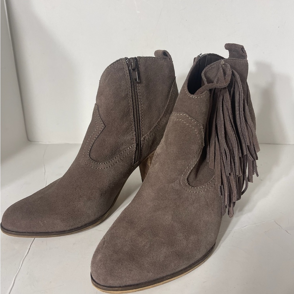 Steve Madden Brown Suede Leather Fringe Block Heel Booties size 8.5